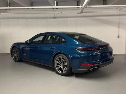Montego Blue Metallic 2026 Porsche Panamera