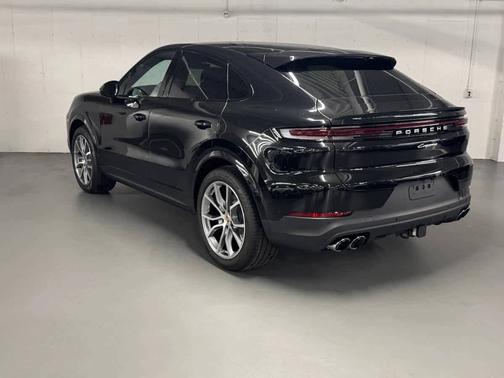 2025 Porsche Cayenne 
