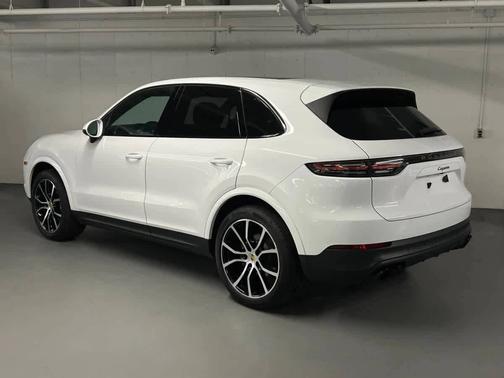 White 2023 Porsche Cayenne