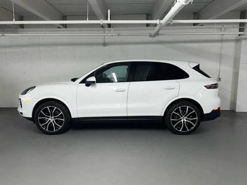 White 2023 Porsche Cayenne