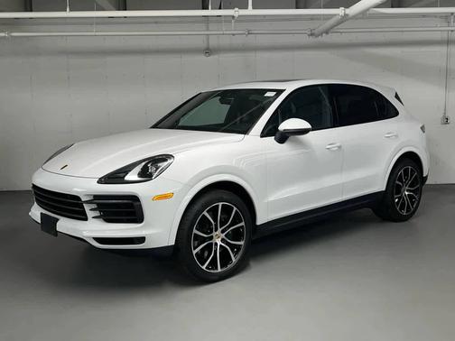 White 2023 Porsche Cayenne