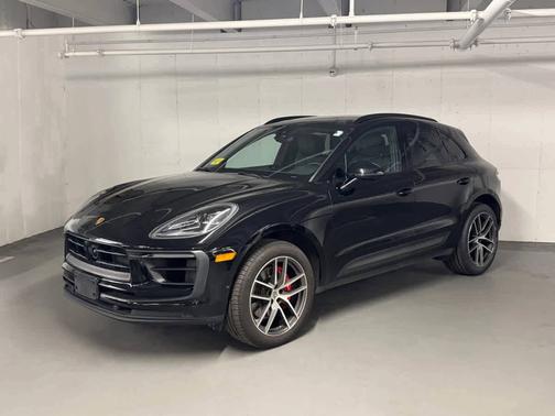 Black 2023 Porsche Macan