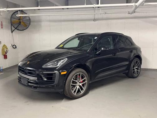 2023 Porsche Macan 