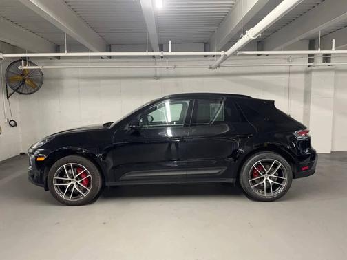 2023 Porsche Macan 