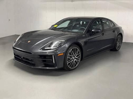 2024 Porsche Panamera 
