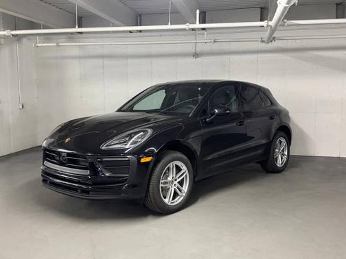 Jet Black Metallic 2026 Porsche Macan
