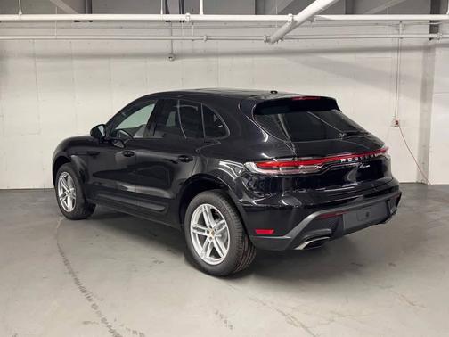 Jet Black Metallic 2026 Porsche Macan
