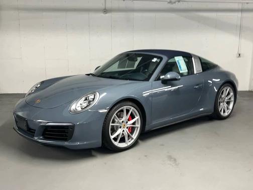 Graphite Blue Metallic 2018 Porsche 911