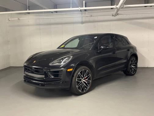 2023 Porsche Macan 