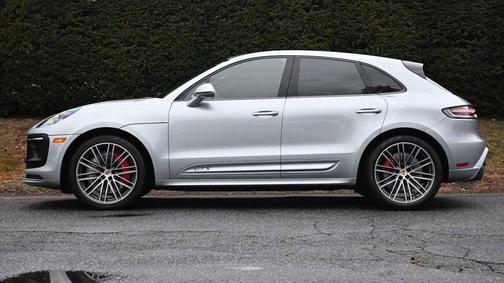 2023 Porsche Macan 