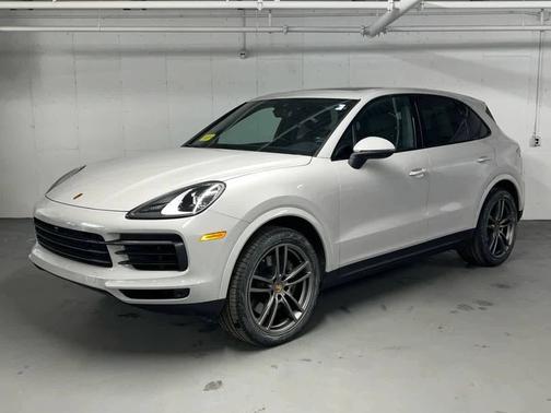 2022 Porsche Cayenne 