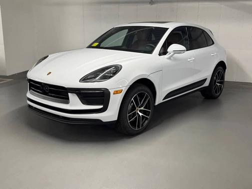 2025 Porsche Macan 