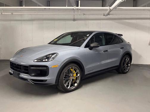 Arctic Grey 2022 Porsche Cayenne