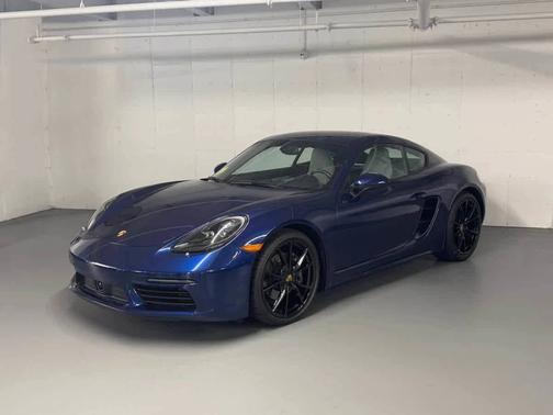 Gentian Blue Metallic 2025 Porsche 718 Cayman