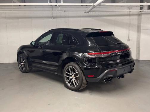 2023 Porsche Macan 