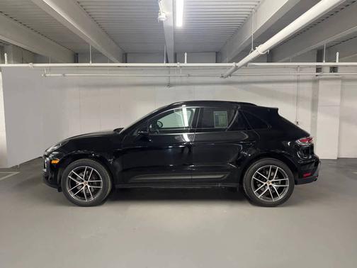 2023 Porsche Macan 