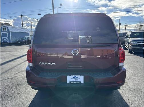2011 Nissan Armada SV