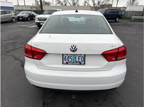 2015 Volkswagen Passat 2.0L TDI SE
