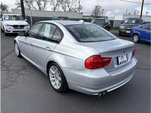 2009 BMW 328 i