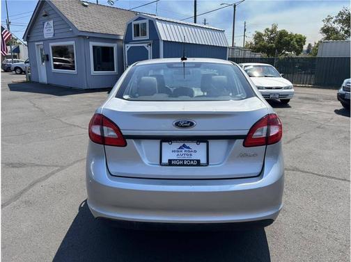 2012 Ford Fiesta S