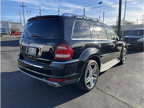 2011 Mercedes-Benz GL-Class GL 350 BlueTEC 4MATIC