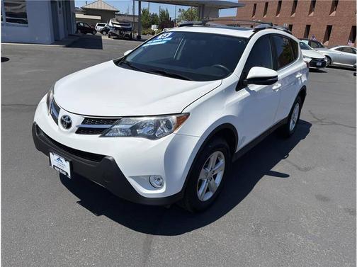 2013 Toyota RAV4 XLE