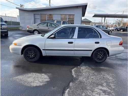 2002 Chevrolet Prizm 