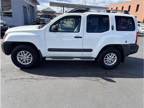 2015 Nissan Xterra S