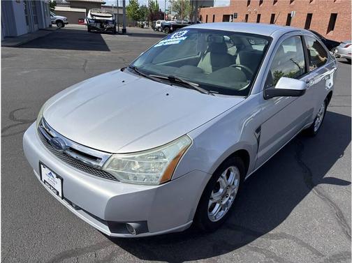 Silver 2008 Ford Focus SES