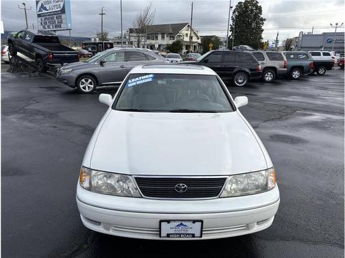 1999 Toyota Avalon XLS