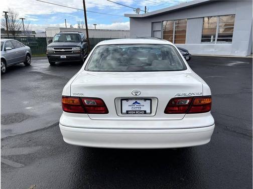1999 Toyota Avalon XLS