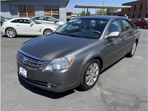 2006 Toyota Avalon XLS
