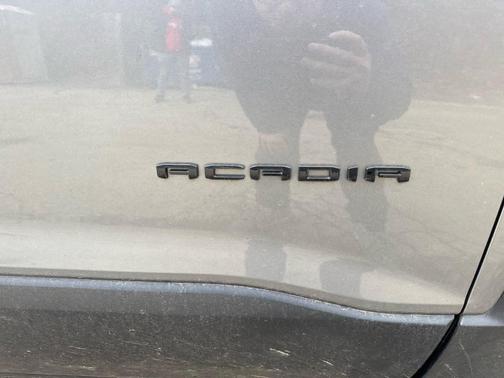 2021 GMC Acadia AWD SLT