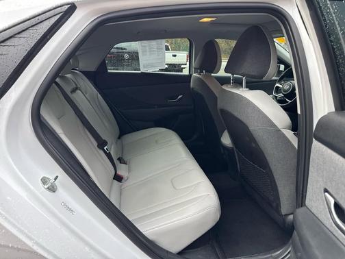 2023 Hyundai ELANTRA HEV Limited