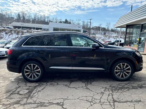 2019 Audi Q7 45 Premium Plus