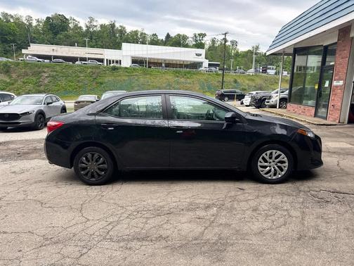 Black Sand Pearl 2018 Toyota Corolla LE