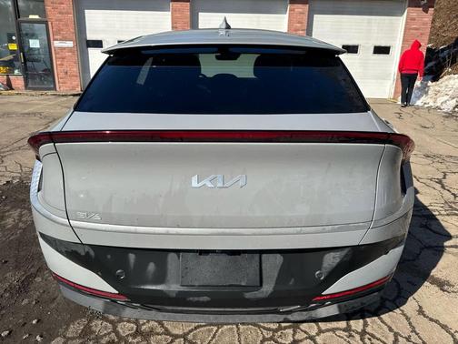 2025 Kia EV6 Light Long Range