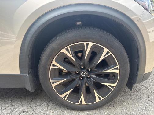 2024 Mazda CX-90 PHEV Premium