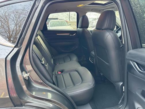 2023 Mazda CX-5 2.5 S Preferred Package