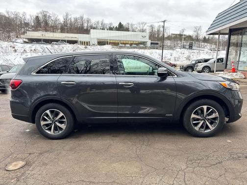 2020 Kia Sorento LX