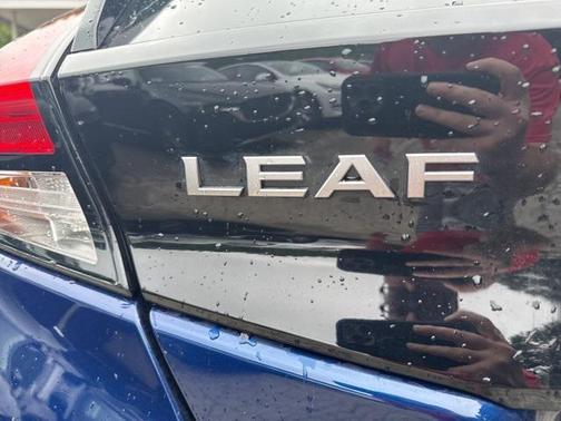 2024 Nissan Leaf SV PLUS