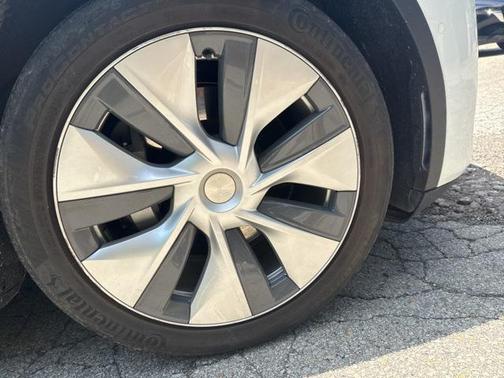 2020 Tesla Model Y Long Range Dual Motor All-Wheel Drive