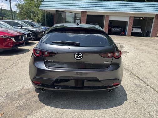 2022 Mazda Mazda3 FWD w/Premium Package