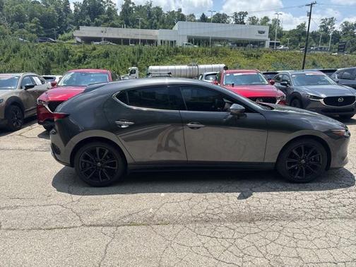 2022 Mazda Mazda3 FWD w/Premium Package