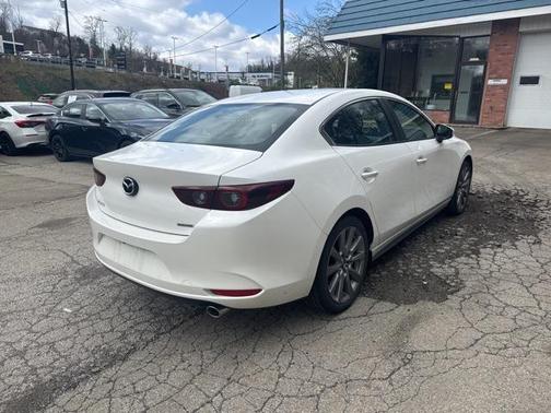 2024 Mazda Mazda3 FWD w/Preferred Package