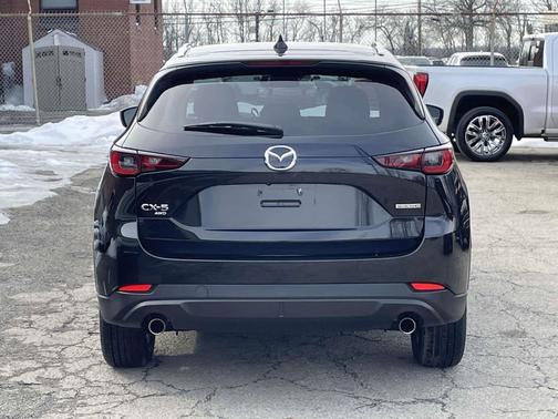 2023 Mazda CX-5 2.5 S Preferred Package
