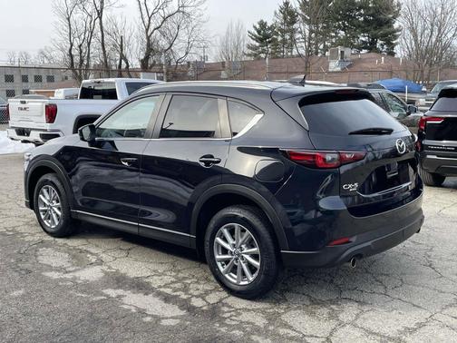 2023 Mazda CX-5 2.5 S Preferred Package