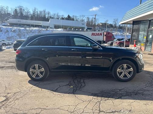 2022 Mercedes-Benz GLC 300 4MATIC