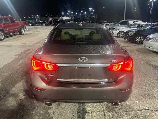 2014 INFINITI Q50 Premium