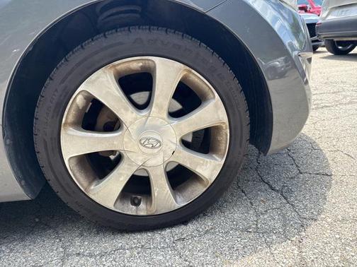2011 Hyundai ELANTRA Limited